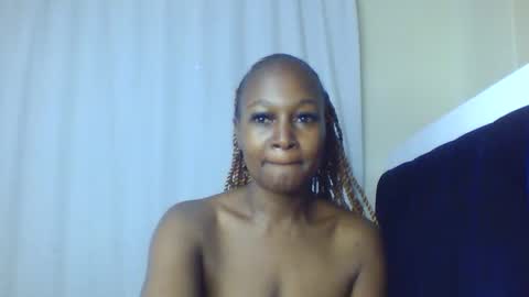 Snapshot of nutgal_ chatting on 03/30/26, 08:26 nutgal online show from 03/30/26, 08:26