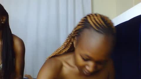 Snapshot of nutgal_ chatting on 04/14/26, 11:49 nutgal online show from 04/14/26, 11:49