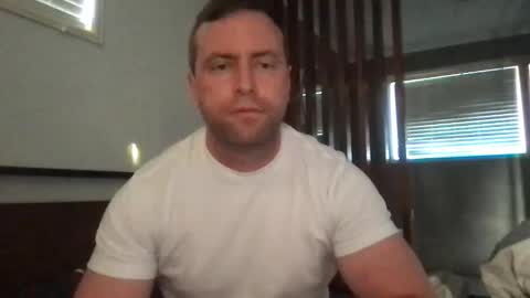 Snapshot of nutteddownthroat chatting on 11/11/25, 07:19 nutteddownthroat online show from 11/11/25, 07:19