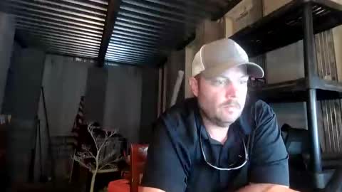 nuttincowboy727272 online show from 05/20/26, 06:36