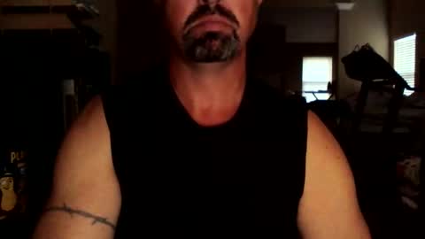 nvrenuff1979 online show from 09/22/25, 11:34