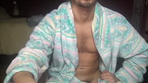 Snapshot of nyc2100 chatting on 02/08/25, 08:20 Your HOTBF online show from 02/08/25, 08:20