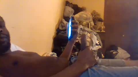 nycguy271 online show from 10/01/25, 10:43