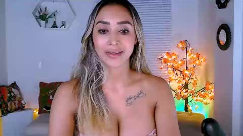 Nycole online show from 12/19/24, 05:40