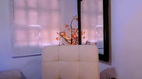 Nycole online show from 11/20/25, 11:54