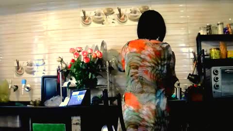 Snapshot of nylonseductress chatting on 11/15/25, 08:00 Scarlett online show from 11/15/25, 08:00