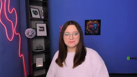 Snapshot of nymiraa chatting on 04/20/26, 01:03 Mira online show from 04/20/26, 01:03