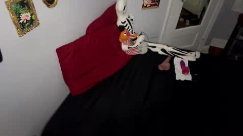 Snapshot of nymphaeaorion chatting on 06/01/26, 11:28 Nymphaea online show from 06/01/26, 11:28