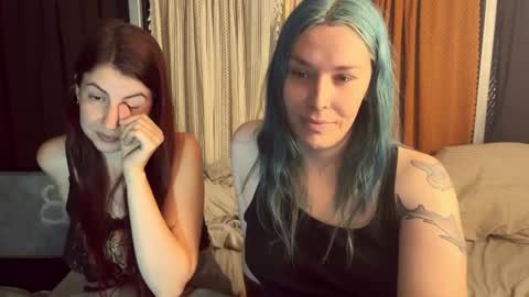 Snapshot of nympharabelle chatting on 10/02/25, 08:10 Creamy Grapefruit online show from 10/02/25, 08:10