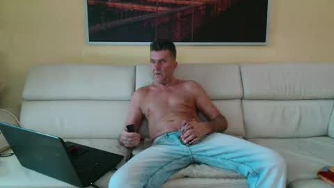 Snapshot of nymphomanboy chatting on 01/16/25, 07:28 Marc online show from 01/16/25, 07:28
