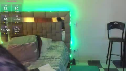 nyomi browm online show from 11/04/25, 10:03