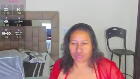 nyomi browm online show from 11/26/25, 09:54