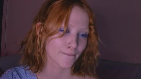 nyra_thira online show from 11/03/25, 01:56