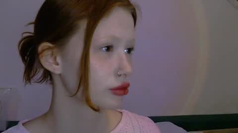 nyra_thira online show from 05/01/26, 09:14