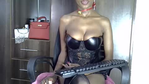 nyverra online show from 05/27/26, 06:43
