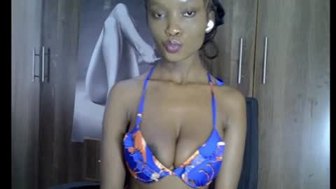nyverra online show from 07/25/26, 07:50