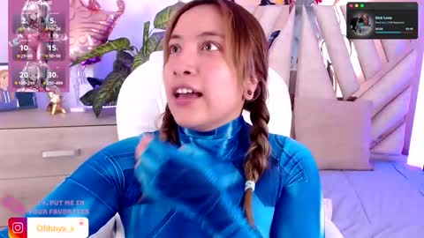 Alex   .    online show from 09/25/25, 09:18