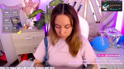 Alex   .    online show from 10/14/25, 09:04