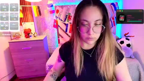 Alex   .    online show from 07/07/26, 06:47