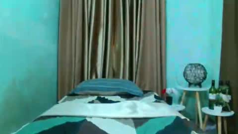 Snapshot of nyx_huntrix27 chatting on 09/22/25, 01:13 nyx online show from 09/22/25, 01:13