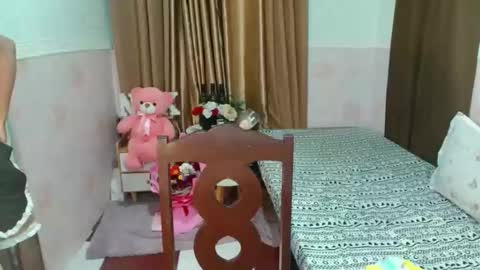 Snapshot of nyx_huntrix27 chatting on 10/27/25, 04:11 nyx online show from 10/27/25, 04:11