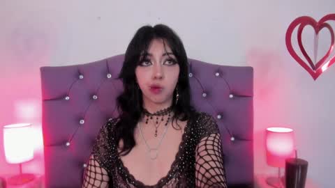   online show from 02/08/25, 09:24