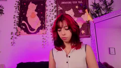 Snapshot of nyx_nayla chatting on 11/26/25, 03:07 online show from 11/26/25, 03:07