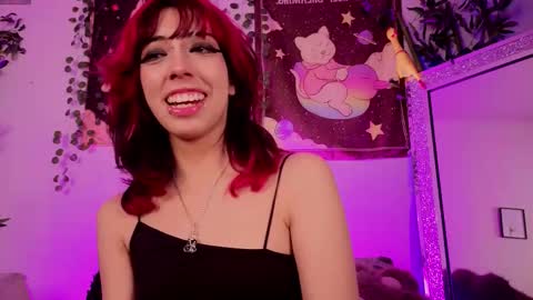 Snapshot of nyx_nayla chatting on 11/28/25, 02:58 online show from 11/28/25, 02:58