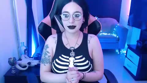 Nyx online show from 06/17/26, 01:45