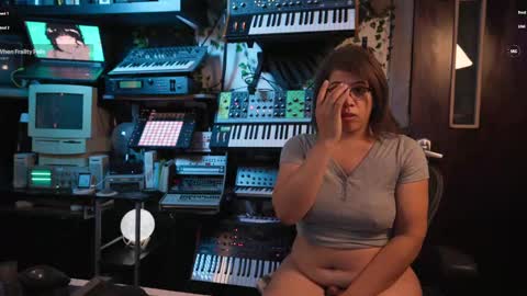 NyxRaven online show from 10/02/25, 06:04