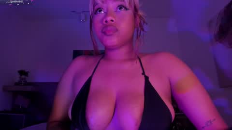 Nyx Shadow online show from 01/25/25, 10:19