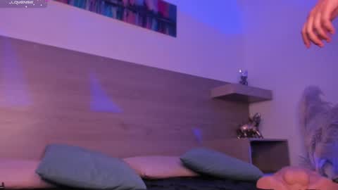 Nyx Shadow online show from 02/08/25, 07:04