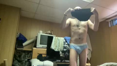 Snapshot of nyyanks232 chatting on 10/05/25, 07:12 harvestmoon online show from 10/05/25, 07:12