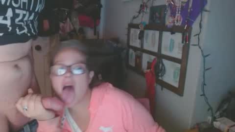 o0oshesquirt4hims online show from 12/15/24, 04:18