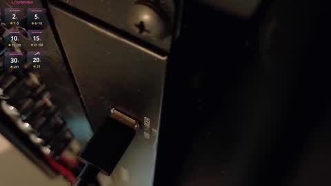 Snapshot of o_doctor chatting on 10/19/25, 03:45 Dr. O... online show from 10/19/25, 03:45