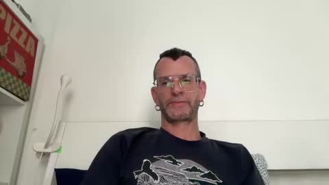 Snapshot of o_johnny_deep_o chatting on 03/15/26, 03:51 Jonathan Deep online show from 03/15/26, 03:51