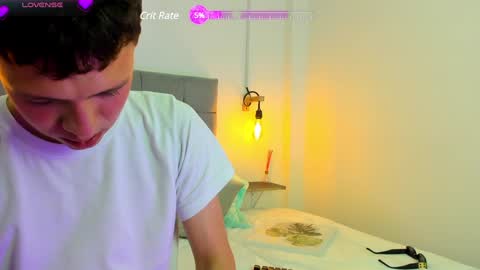 Lyam online show from 12/12/24, 04:37