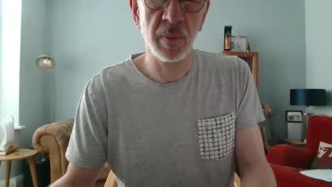 Snapshot of obliox175 chatting on 12/03/24, 12:06 Obliox online show from 12/03/24, 12:06