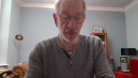 Snapshot of obliox175 chatting on 12/13/24, 11:55 Obliox online show from 12/13/24, 11:55