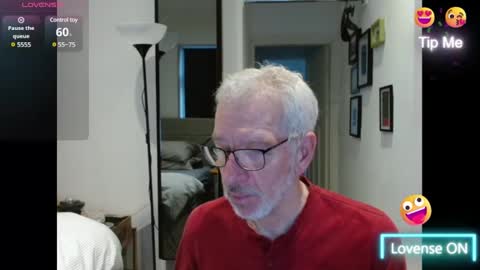 Snapshot of obliox175 chatting on 01/09/25, 11:14 Obliox online show from 01/09/25, 11:14