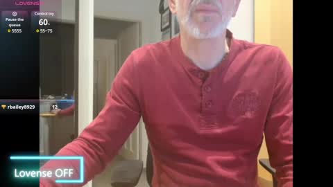 Snapshot of obliox175 chatting on 01/10/25, 12:38 Obliox online show from 01/10/25, 12:38