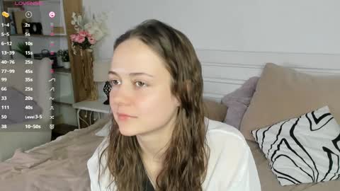 Snapshot of obsidiva chatting on 04/08/26, 09:48 Elis online show from 04/08/26, 09:48