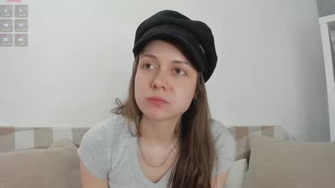 Snapshot of obsidiva chatting on 05/28/26, 02:36 Elis online show from 05/28/26, 02:36
