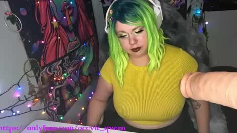 occvlt qveen online show from 12/29/24, 02:17