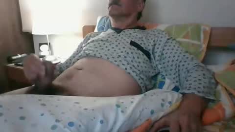 Snapshot of ocorrea chatting on 05/11/26, 03:34 ocorrea online show from 05/11/26, 03:34