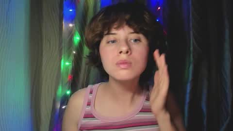 Snapshot of octopussy69x chatting on 09/17/25, 03:35 Evie online show from 09/17/25, 03:35