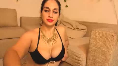Snapshot of odalisca_bellydancer chatting on 03/31/26, 09:26 Daniela Dany online show from 03/31/26, 09:26