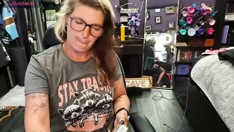 Oddy With A Body online show from 06/05/26, 04:19