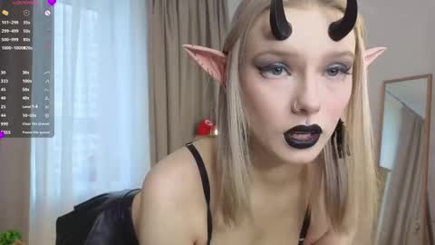 Snapshot of odeliagrace chatting on 10/25/25, 04:42 Agata online show from 10/25/25, 04:42