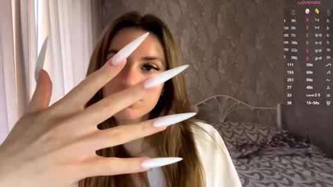 Snapshot of odelinabain chatting on 09/23/25, 08:06 Mia online show from 09/23/25, 08:06